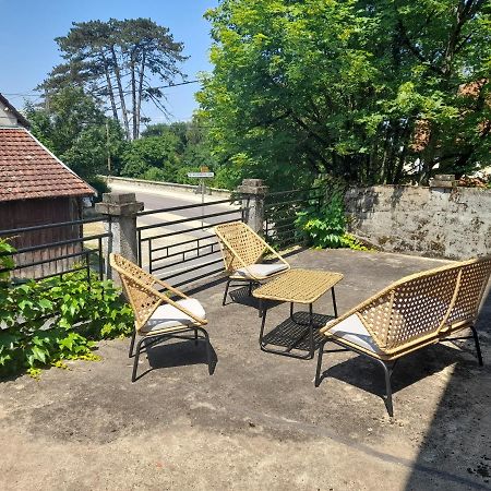 Avol D'Oiseau Bed and Breakfast Villers-Farlay Εξωτερικό φωτογραφία