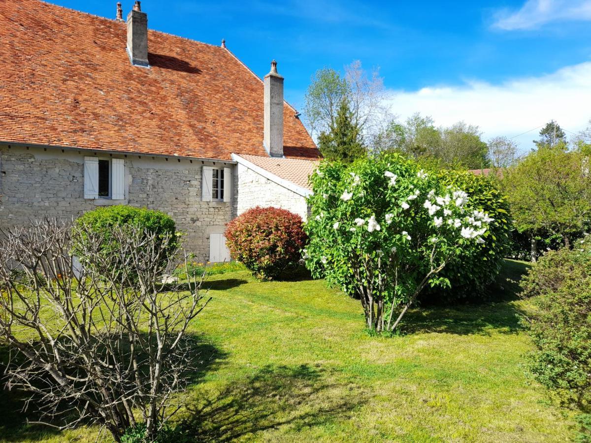 Avol D'Oiseau Bed and Breakfast Villers-Farlay Εξωτερικό φωτογραφία