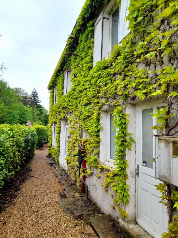 Avol D'Oiseau Bed and Breakfast Villers-Farlay Εξωτερικό φωτογραφία