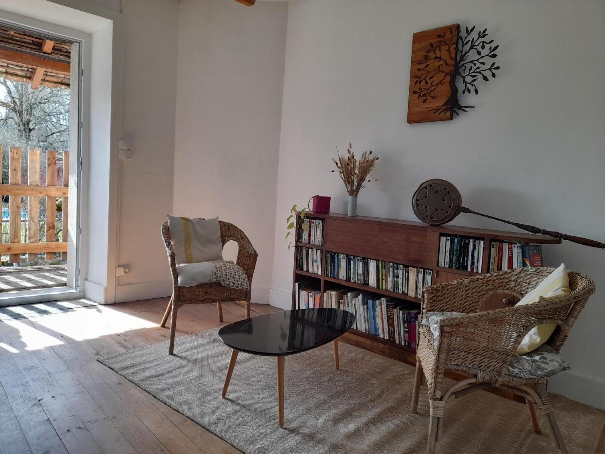 Avol D'Oiseau Bed and Breakfast Villers-Farlay Εξωτερικό φωτογραφία